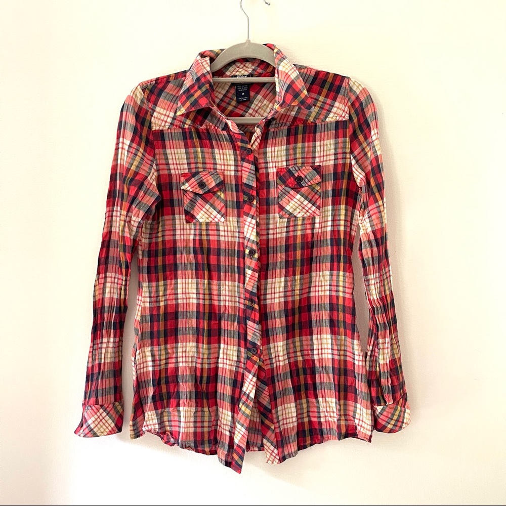 Lightweight plaid western style button down long sleeve shirt